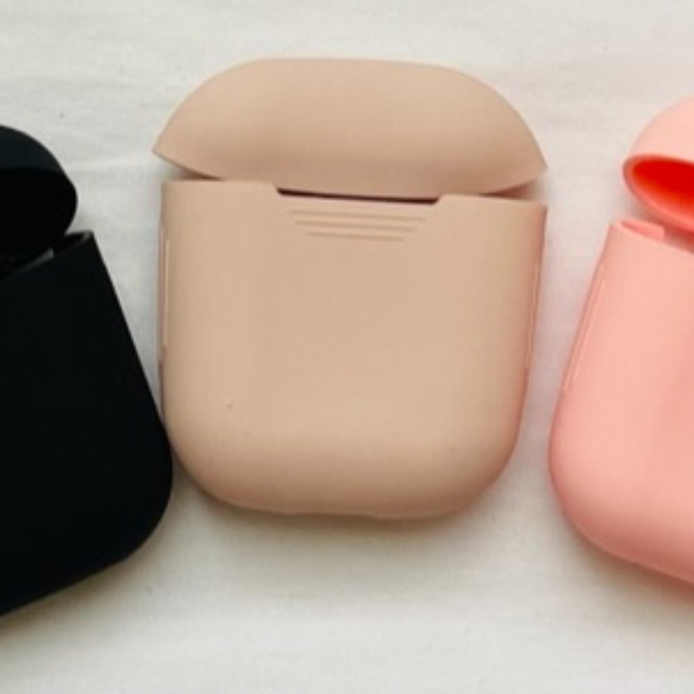 AirPods Case Premium Ultra-Thin Soft Skin